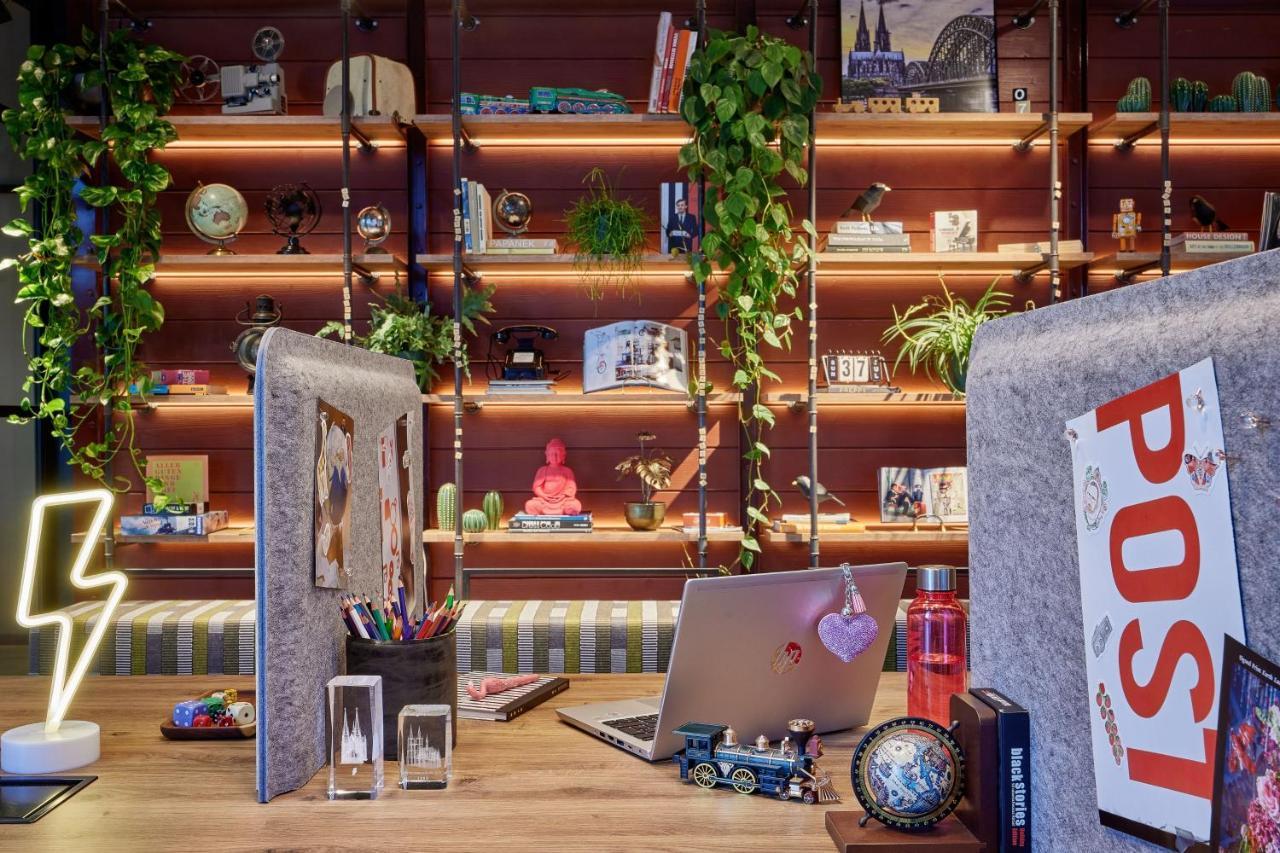 Отель Moxy Cologne Muelheim Экстерьер фото